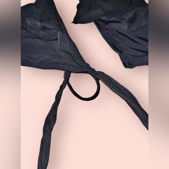 *RARE* Black Victoria’s Secret (Crochet/Ruffle) Detailed Cheeky Swimsuit Bikini - Picture 11 of 15